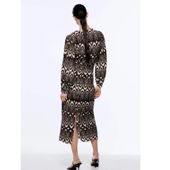 ZARA PRINTED CUT-OUT DETAIL MIDI DRESS - Picture 2 of 13